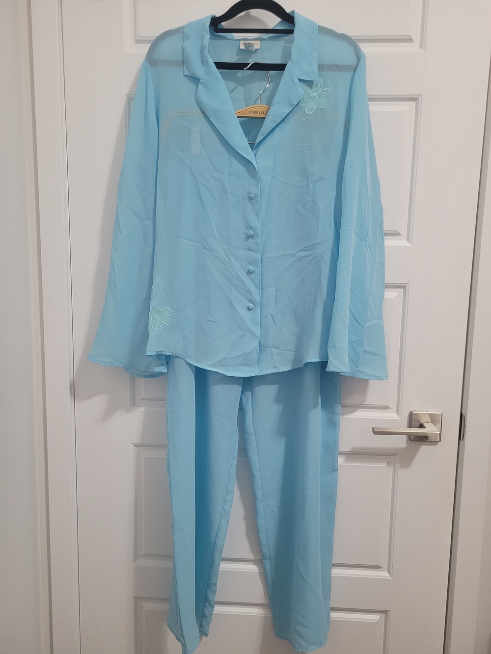 Vintage Light Blue Women's Two-Piece Pajama Set with Button-Front Top